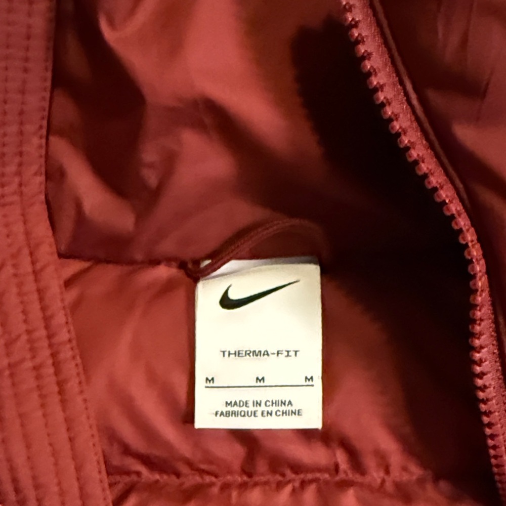 Nike Maroon Puffer Jacket with Hood - Picture 2 of 2